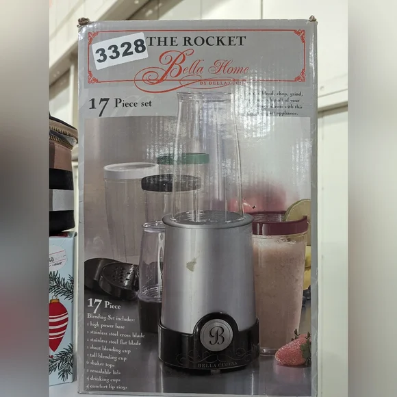 The Rocket Blender 17 piece set. - Picture 1 of 5